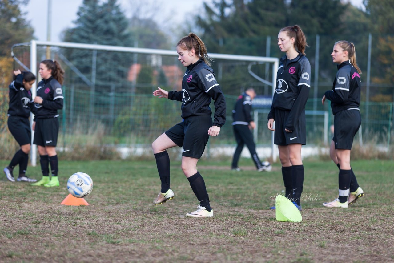 Bild 61 - wBJ MSG Steinhorst-Krummesse - VfL Pinneberg : Ergebnis: 2:0